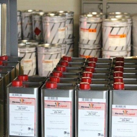 Lacke, Farben und mehr